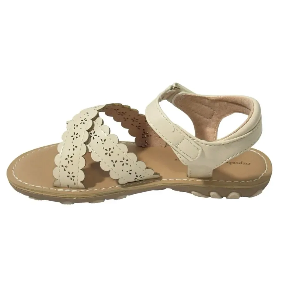 Cupcakes and Cashmere scalloped Beige Sandal Toddler Girls Adjustable SZ/10